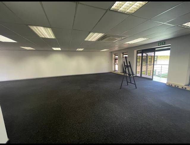 150M² OFFICE TO LET IN HURLINGHAM